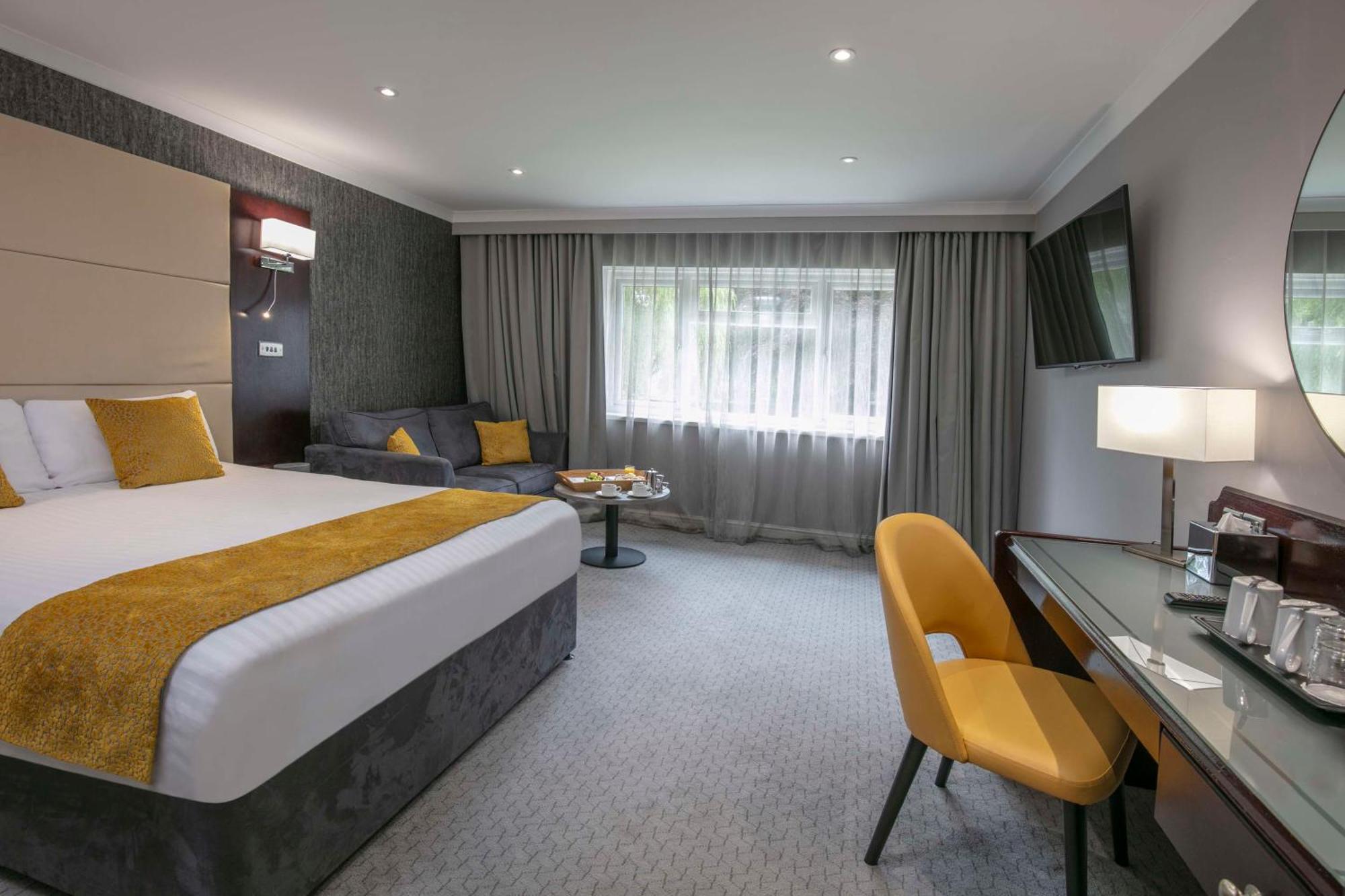 Best Western Premier Heronston Hotel & Spa 브리젠드 외부 사진